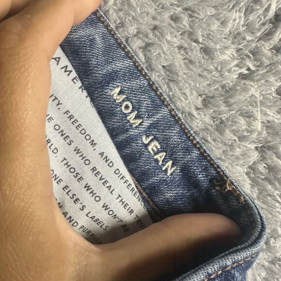 American Eagle Women's 90s Vintage Mom Jeans 8 Regular Distressed Destroyed - Picture 8 of 15